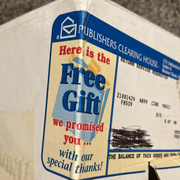 Two Michael C. Fina Fifth Avenue Hexagonal 24% Lead Crystal Candle holders - Picture 7 of 10